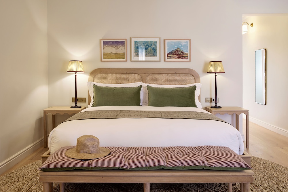Luxury Garden Suite - Photo 1