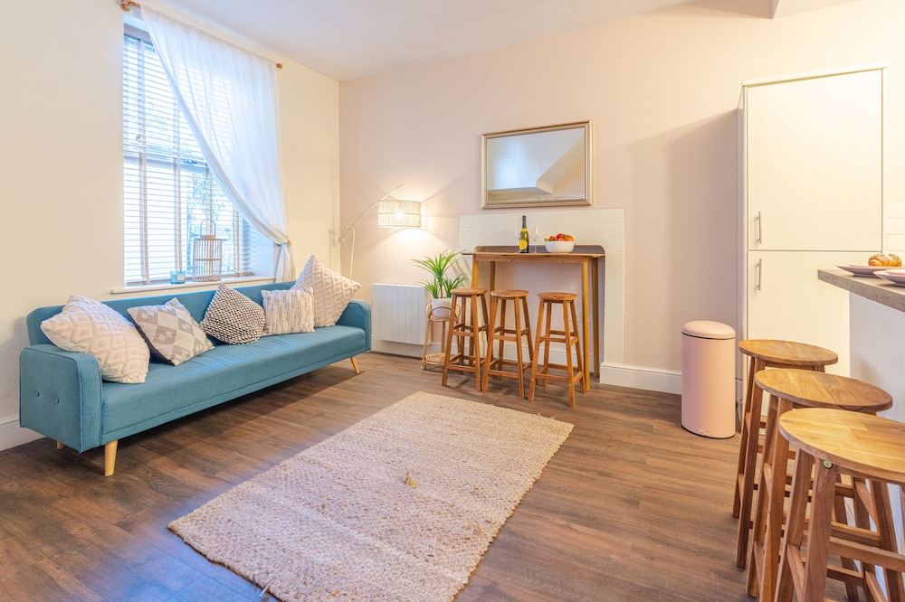 Basic Double Room photo 3