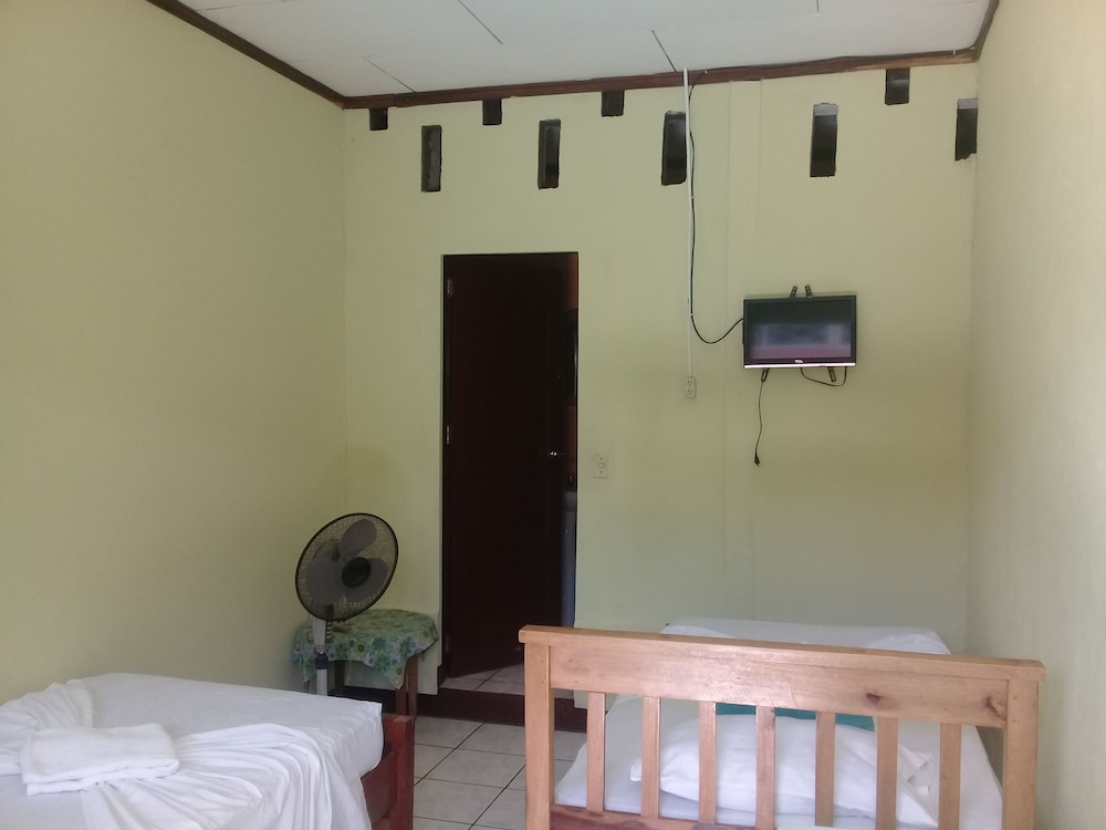 Standard Double Room Single Use, 2 Twin Beds photo 1