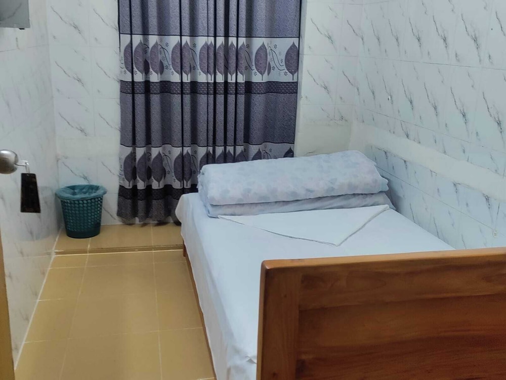 Deluxe Single Room, Balcony, City View photo 2