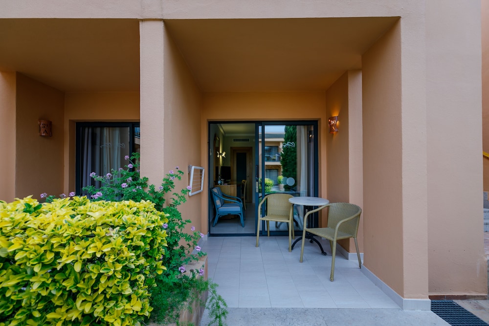 Double Room, Balcony (Maris) - Photo 3