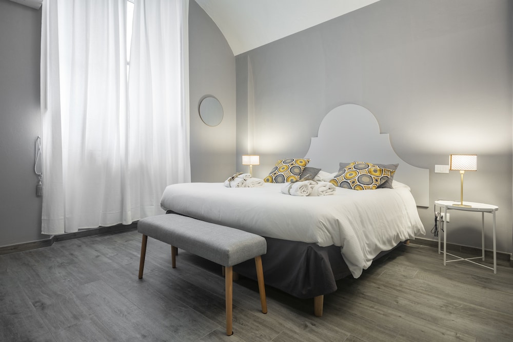 Double Room (Dei Miracoli) photo 2