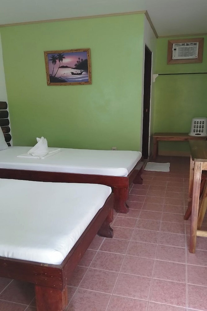 Standard Twin Room - Photo 2