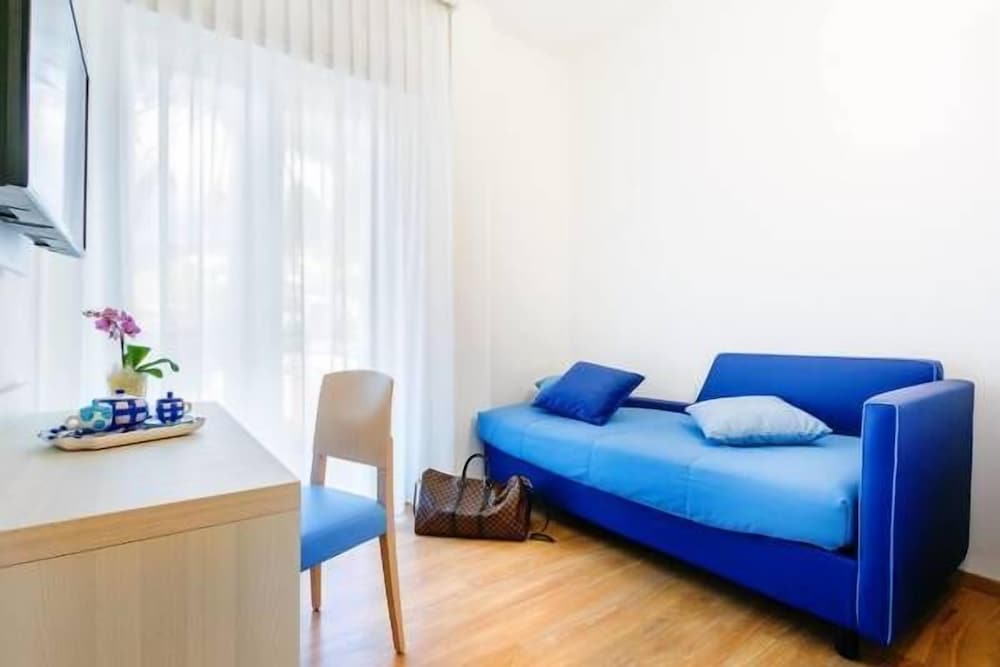 Suite, 2 Bedrooms photo 3