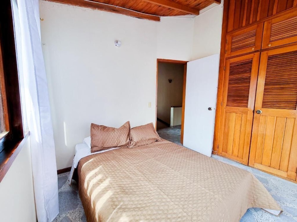 Traditional Room photo 2
