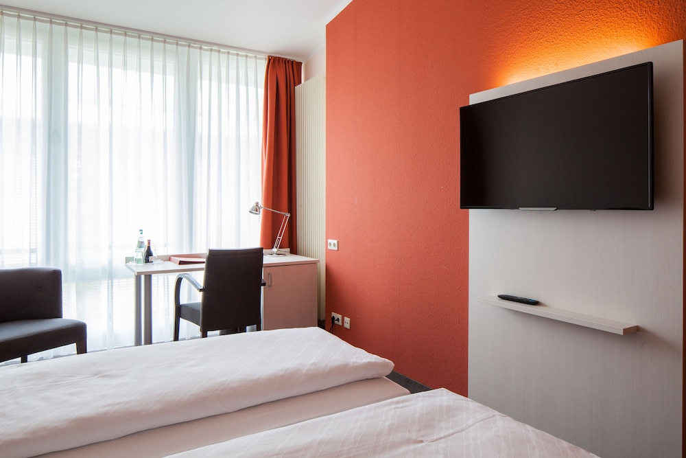 Comfort Double Room, 1 King Bed, Non Smoking photo 2