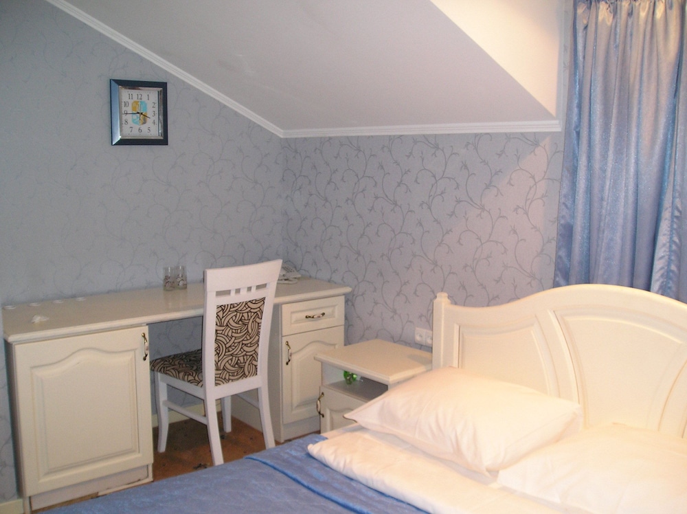 Cottage, Balcony