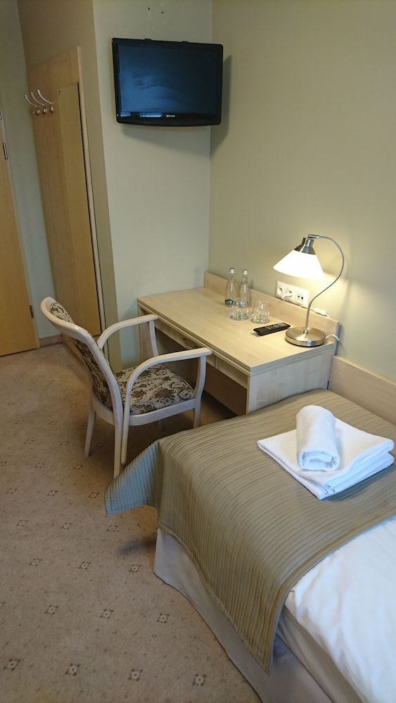 Comfort Twin Room, 2 Twin Beds, Garden View photo 3