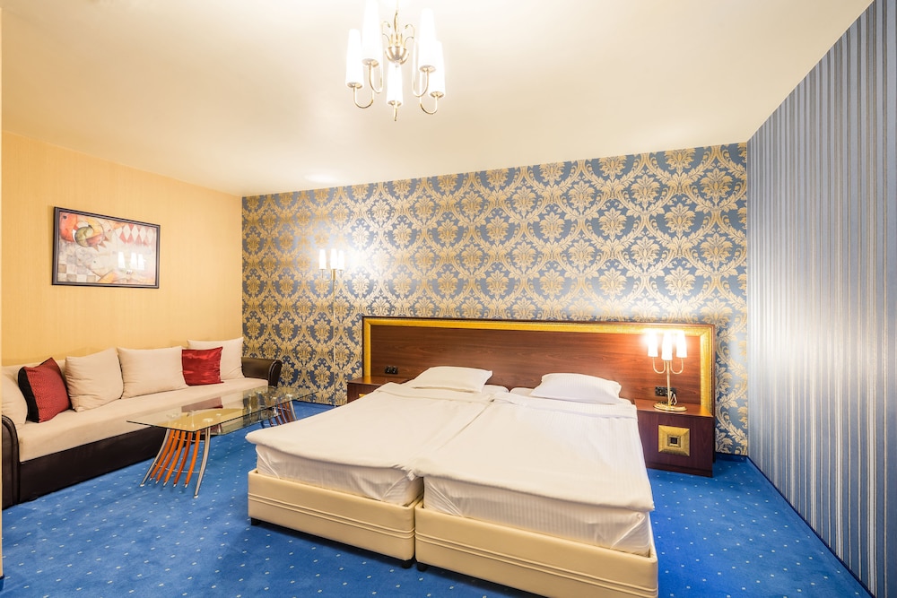Deluxe Double Room photo 3