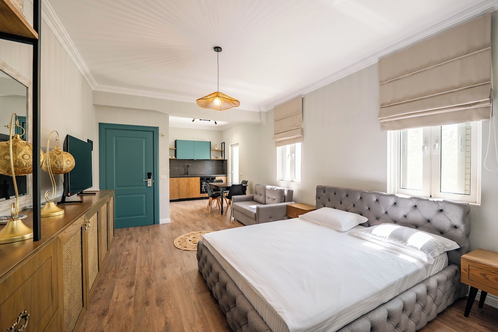 Deluxe Triple Room with Sea View