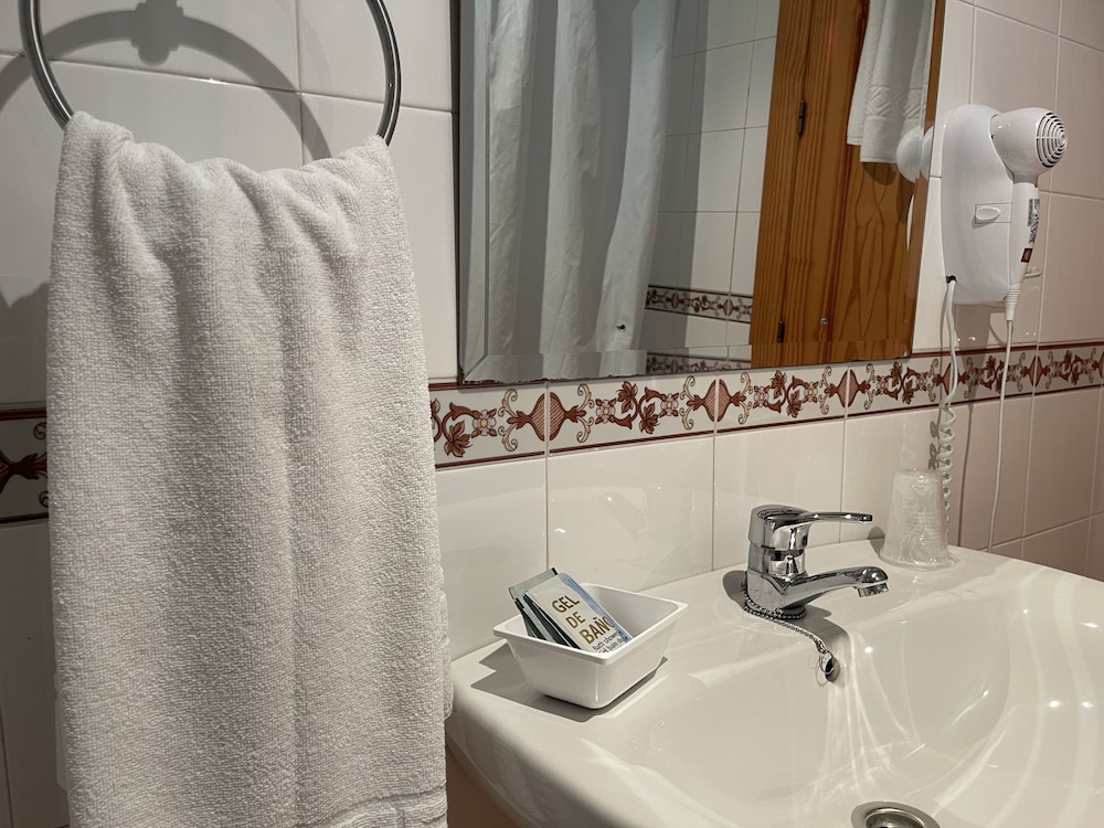Triple Room - Photo 4