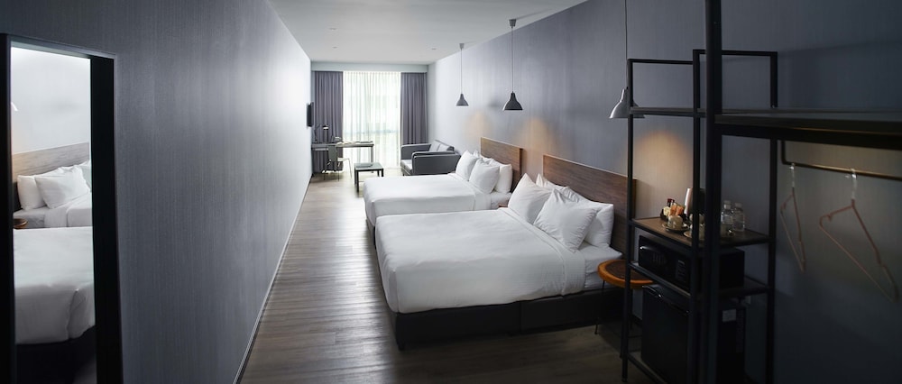 Junior Quadruple Room