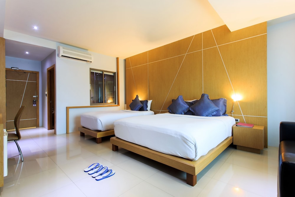 Superior Room - Photo 7