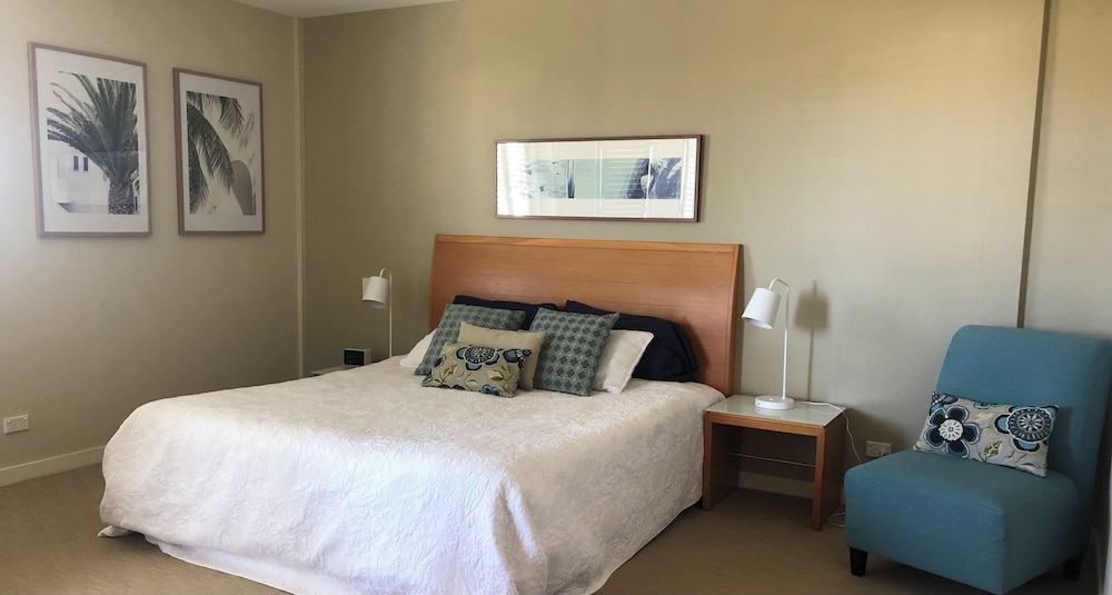One Bedroom Spa Suite