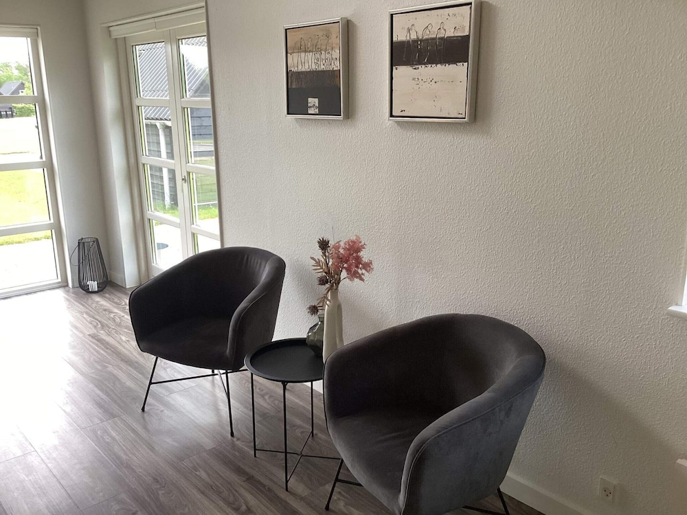 House photo 2