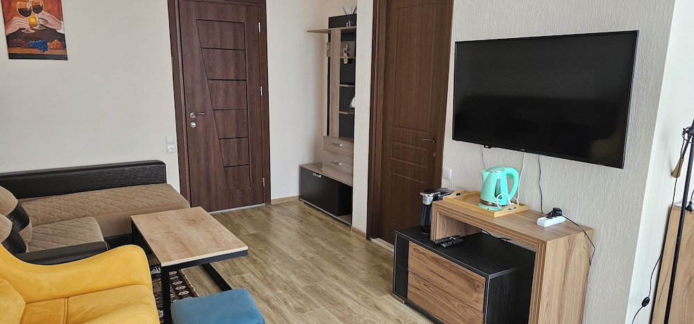 Luxury Double Room, 1 Double Bed With Sofa Bed, Mountain View photo 2