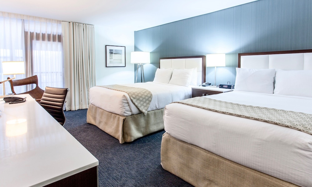 Deluxe Room, 2 Double Beds, Pool View - Photo 1