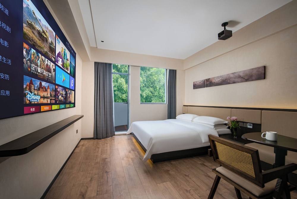 Panoramic Double Room, Patio, Garden View