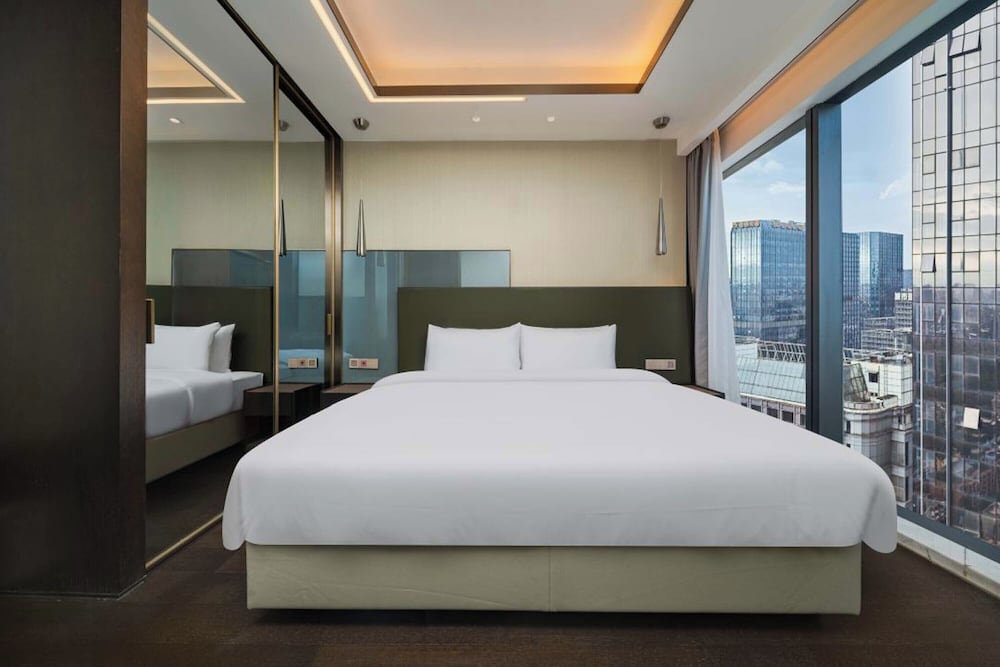 Classic Double Room, City View