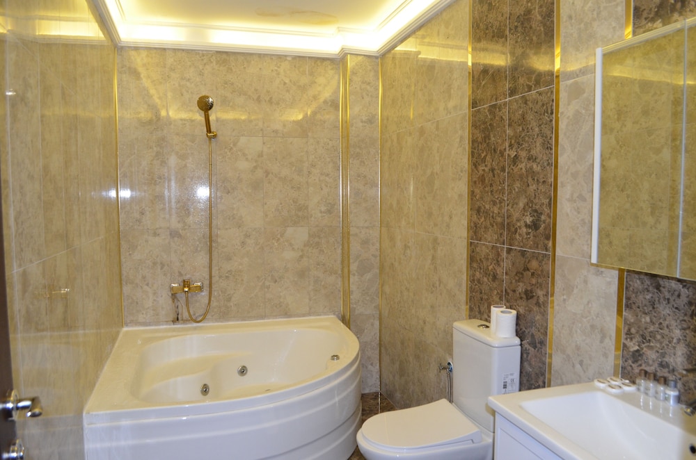 Suite, City View photo 3