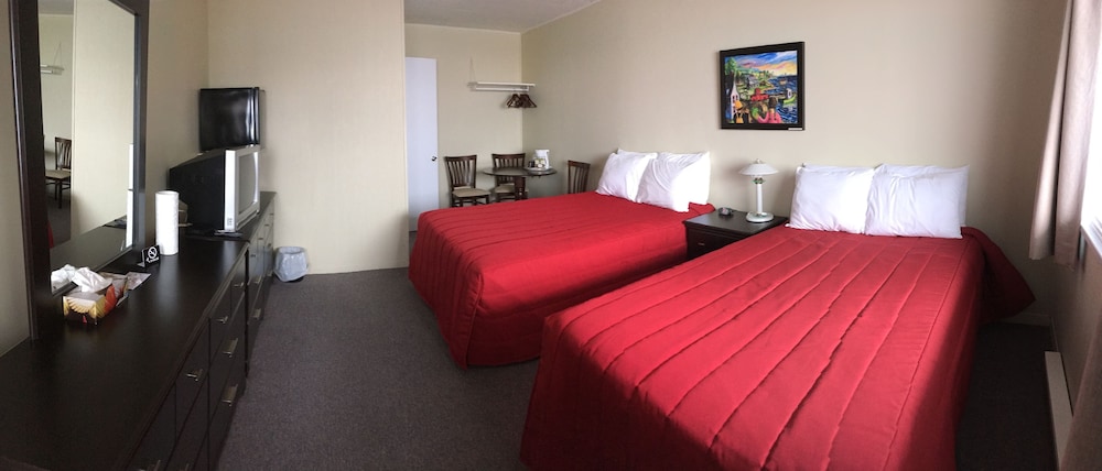 Standard Room, 2 Double Beds photo 2