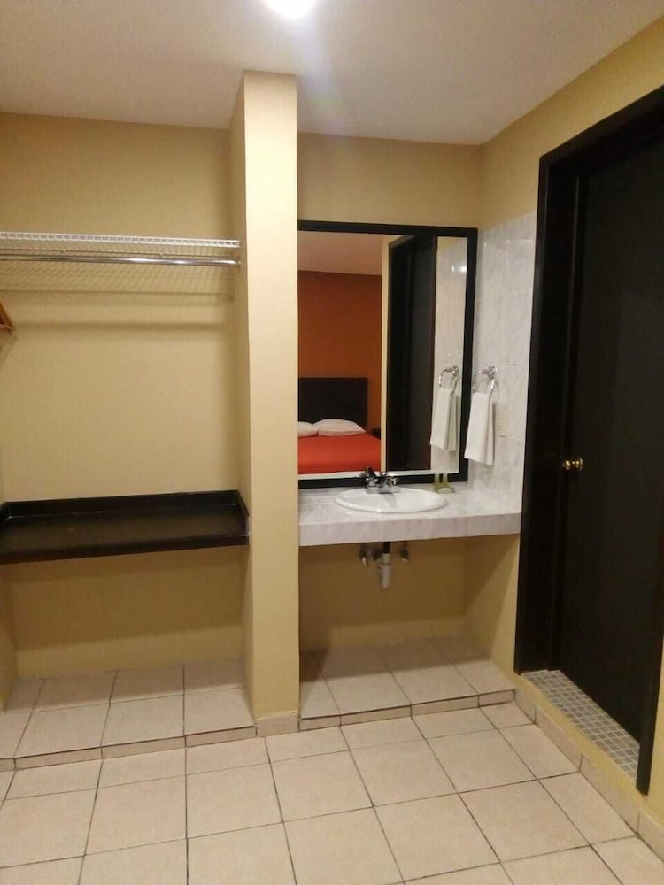 Standard Single Room, Non Smoking photo 3
