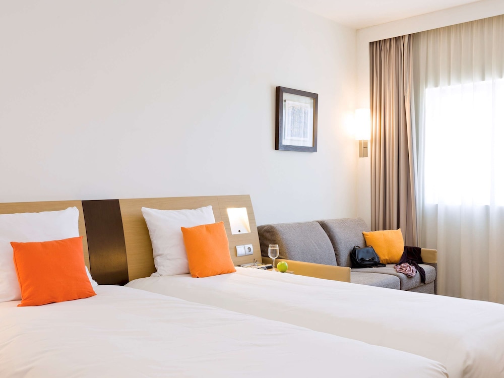 Standard Twin Room, Multiple Beds - Photo 1