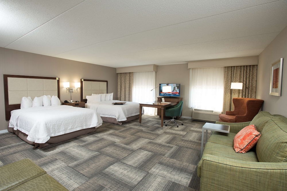 Room, 2 Queen Beds, Accessible, Bathtub (Mobility & Hearing) - Photo 1