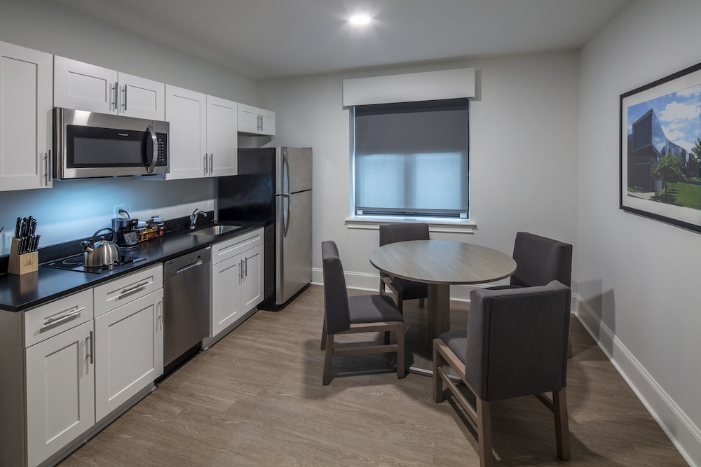 Suite, 1 Bedroom, Non Smoking photo 2