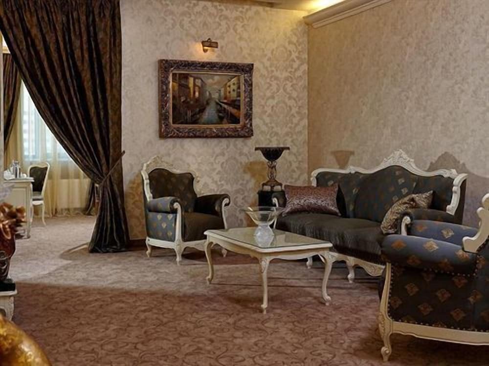 Presidential Suite photo 2