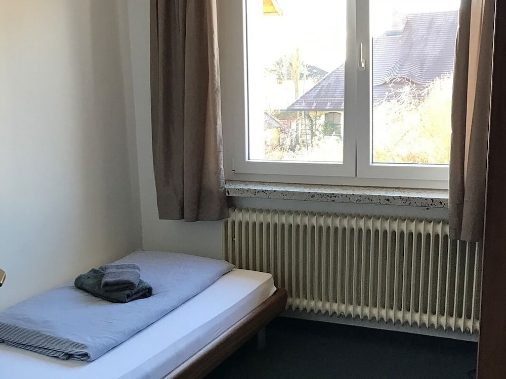Classic Single Room, Ensuite photo 1
