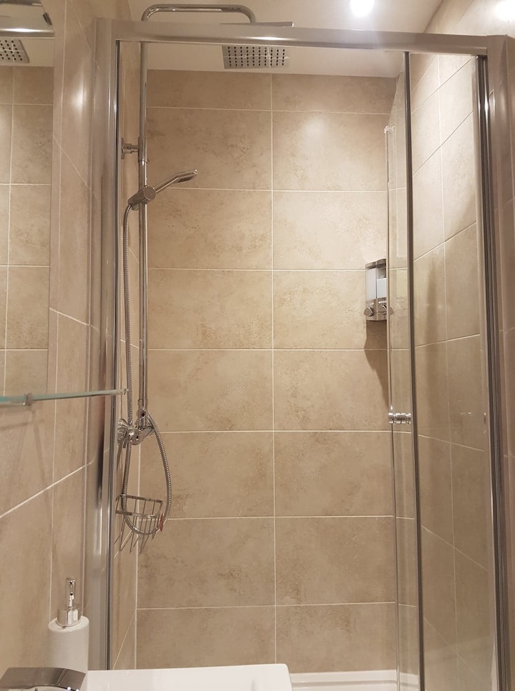 Comfort Double Room, Ensuite photo 2