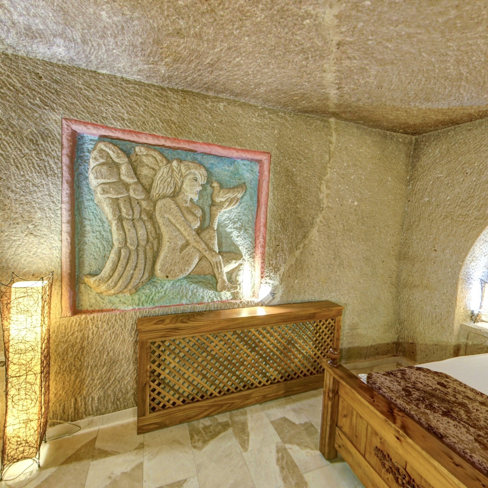 King Suite with Spa Bath and Sauna photo 2