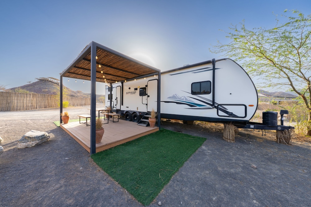 Deluxe Campers for Families and dog-friendly plus Adventure Activities photo 3