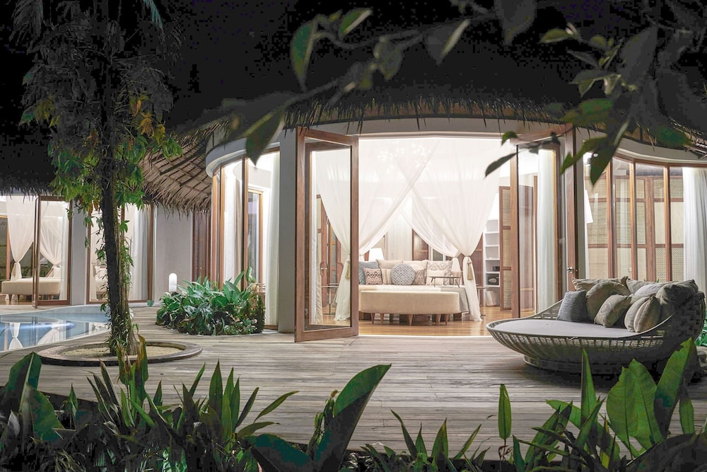 Master Perlah Villa photo 2