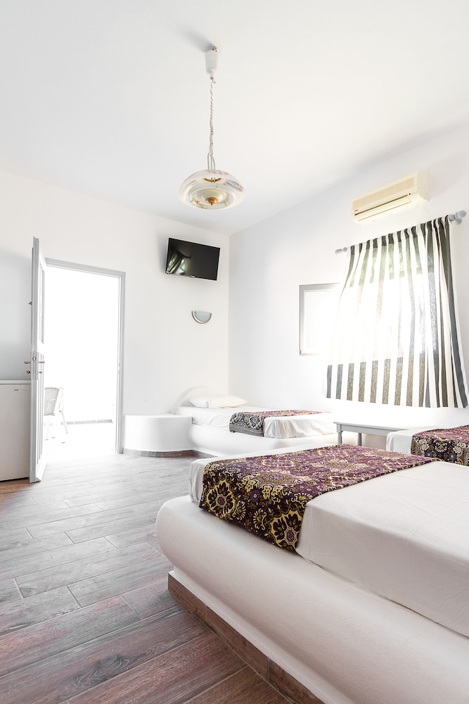 Superior Room, 3 Twin Beds
