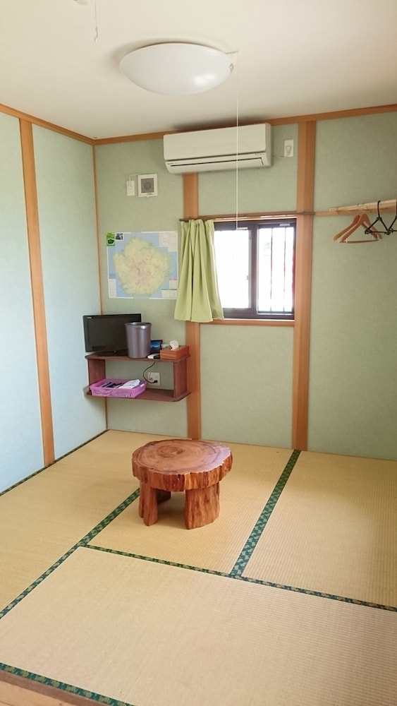 Japanese Style Room for 2 People, Shared Bathroom photo 3