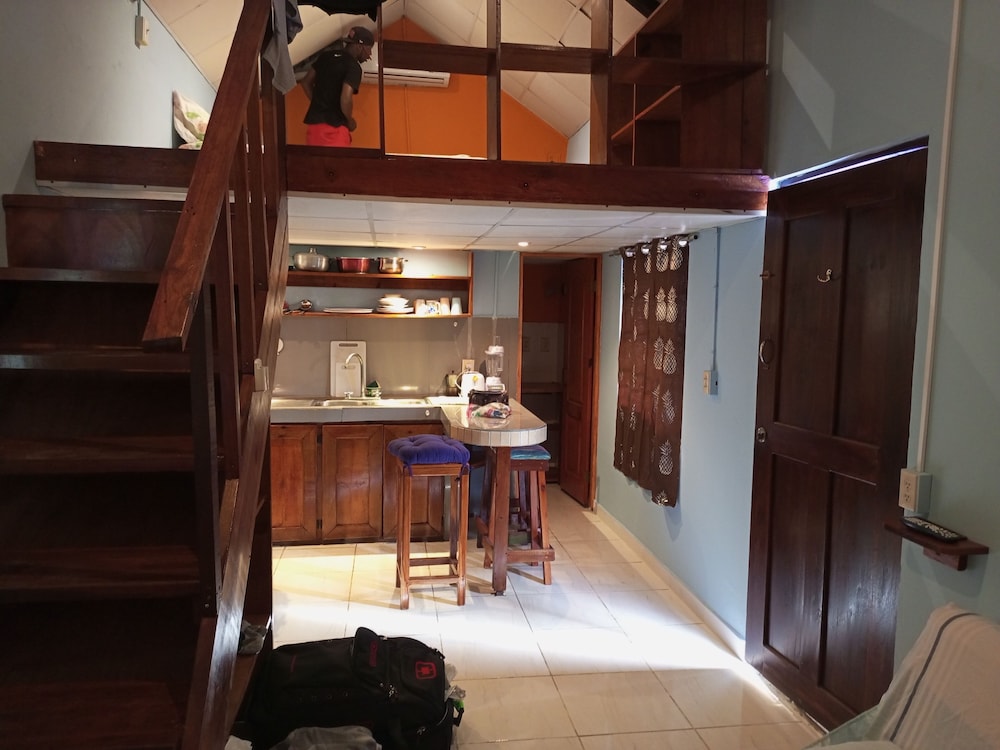 Deluxe Apartment, 1 Queen Bed with Sofa bed, Mezzanine photo 1