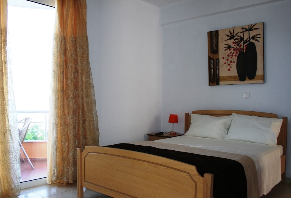 Triple Room, Sea View photo 3