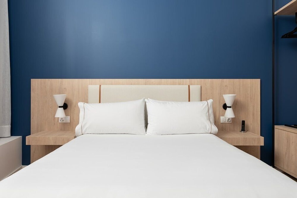 Deluxe Double Room - Photo 1