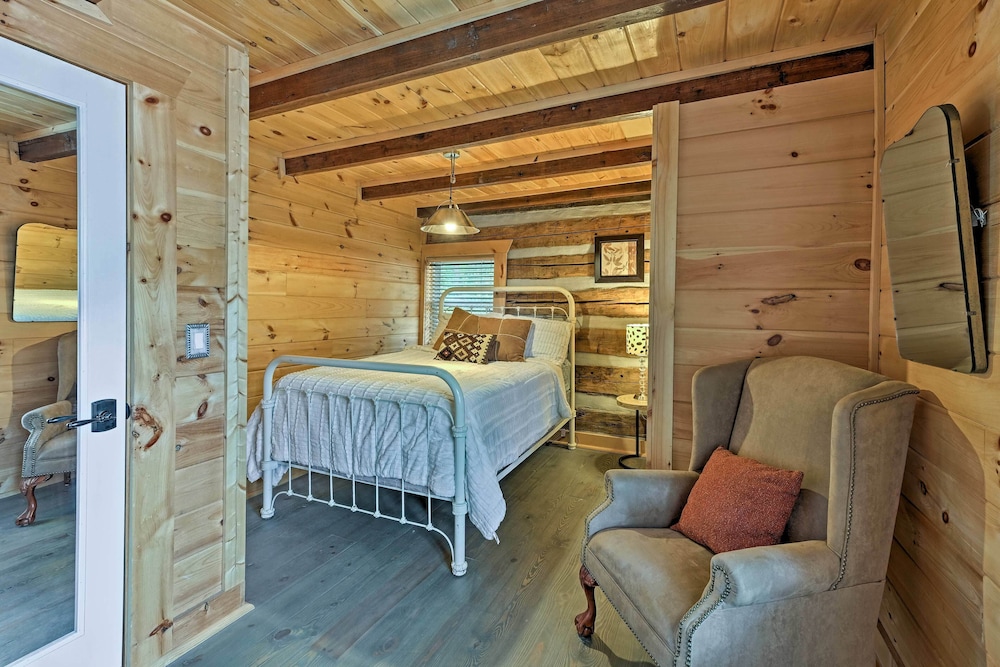 House (2 Bedrooms) photo 2