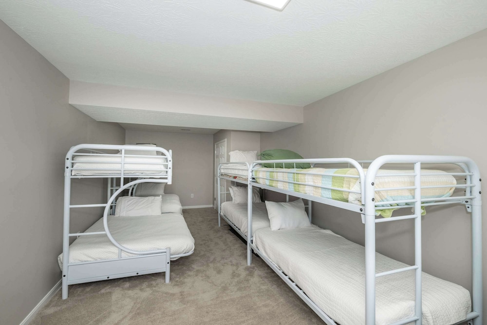 House, Multiple Beds, Patio (Lazy Days) photo 3