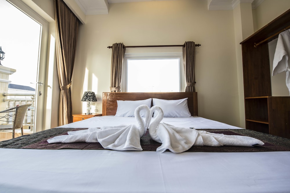 Deluxe Double Room, Balcony photo 2