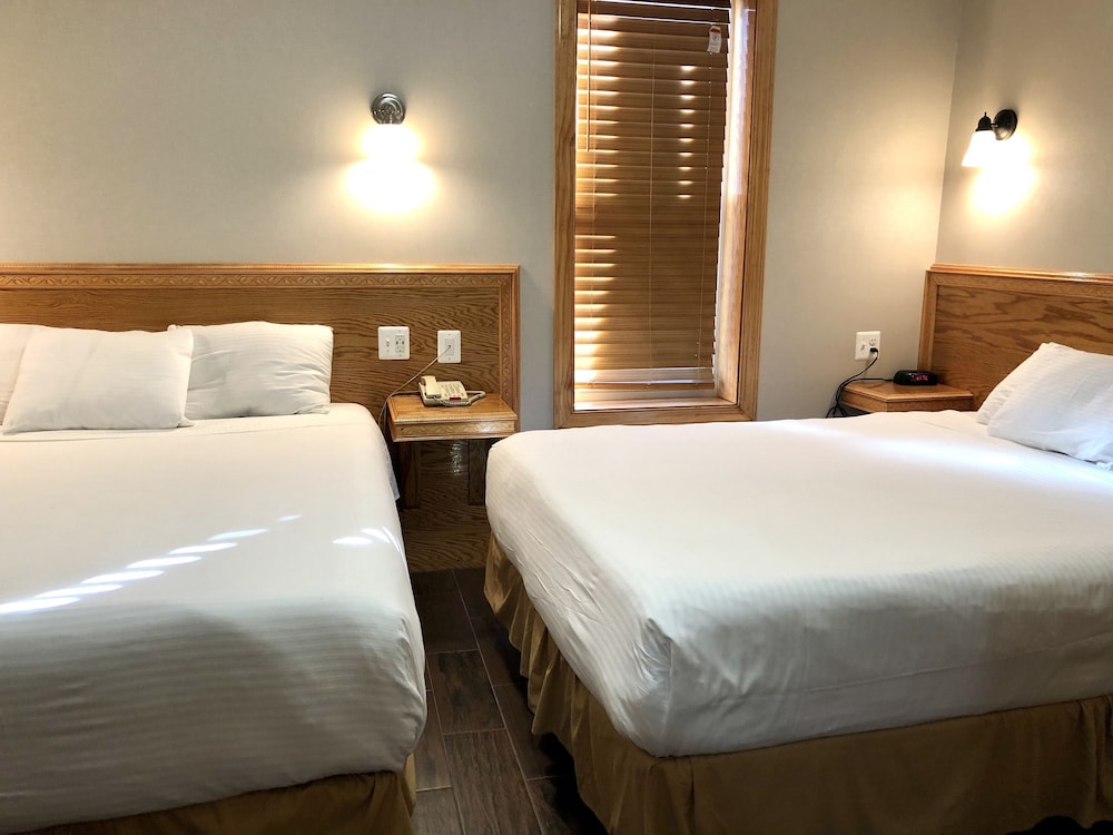 Traditional Room, 2 Full Beds - Photo 3