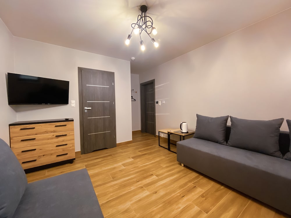 Basic Quadruple Room - Photo 8