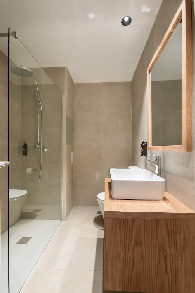 Superior Double Room, Balcony, Sea View - Photo 19