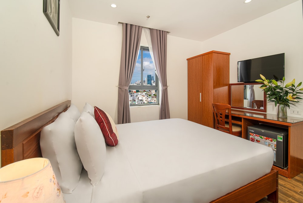 Panoramic Double or Twin Room, City View photo 2