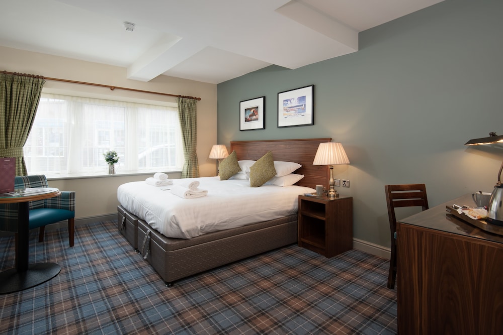 Accessible Double or Twin Room photo 1