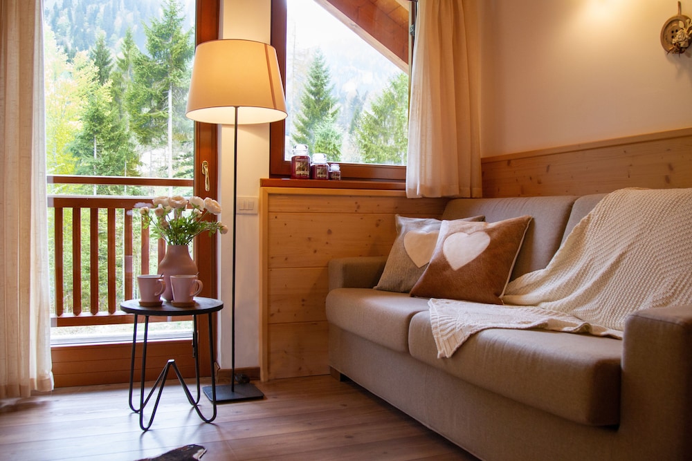 Junior Triple Room, Mountain View photo 2
