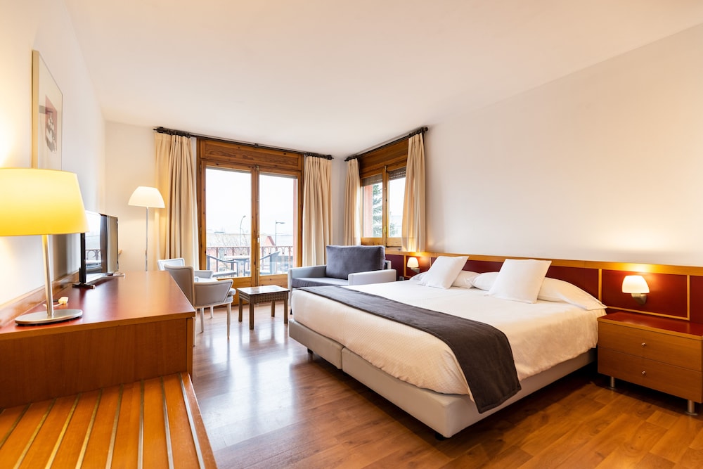 Double Room - Photo 3
